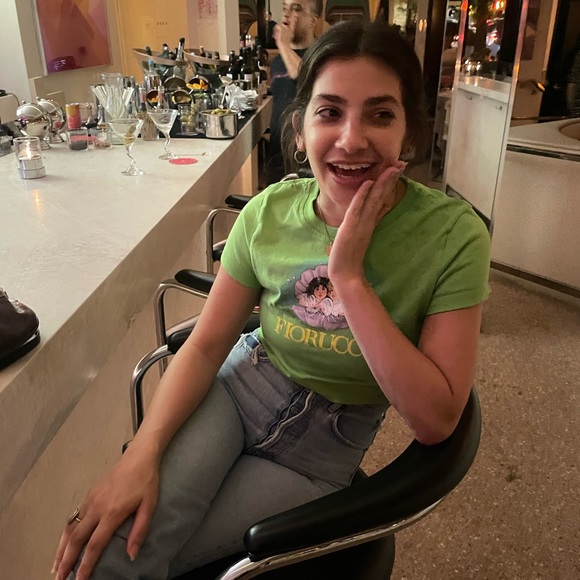 Meet your Posher, Allye - Picture 5 of 11